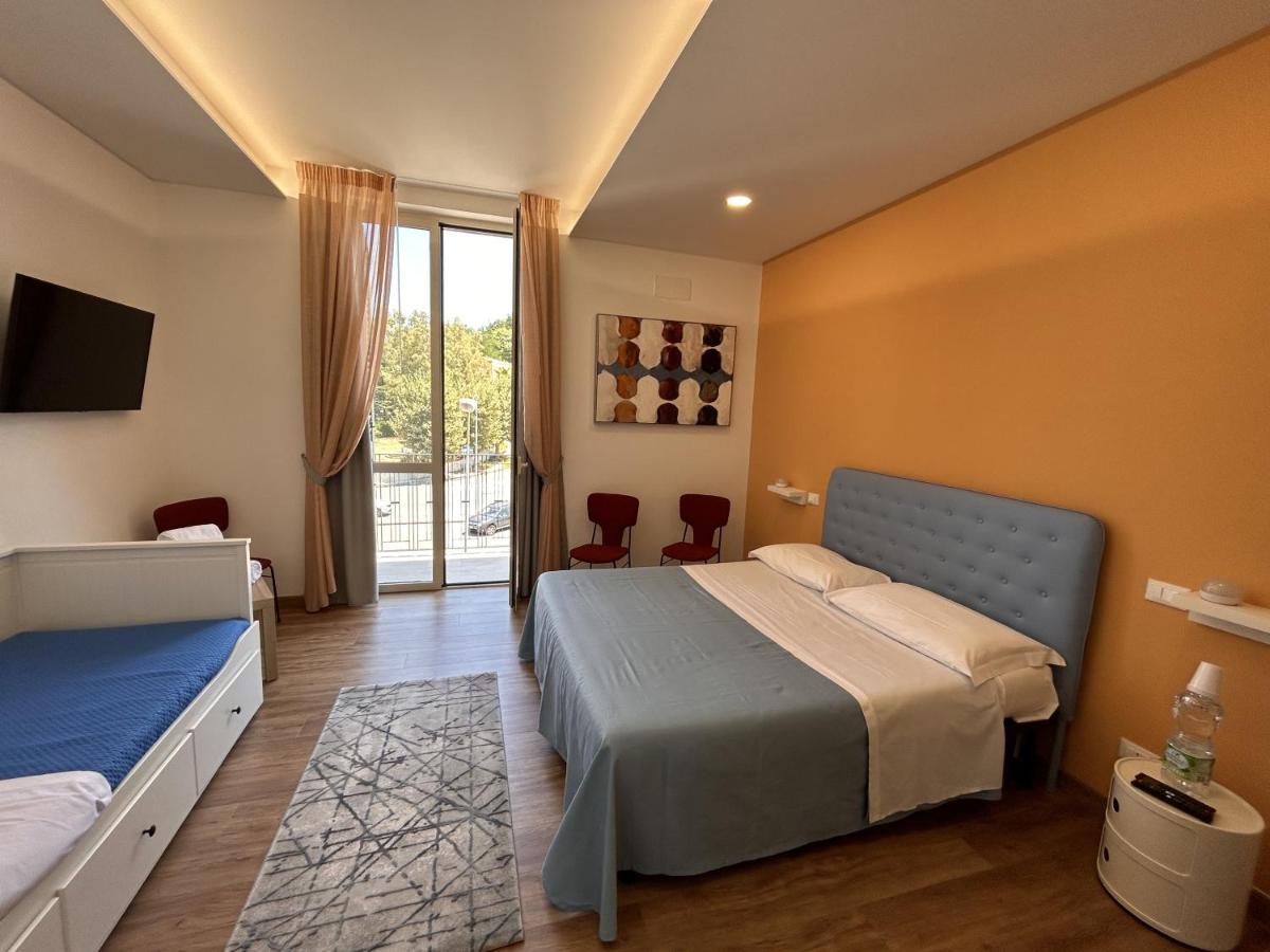 La Casa Di Matilde Hotell Barcellona-Pozzo di Gotto Exteriör bild