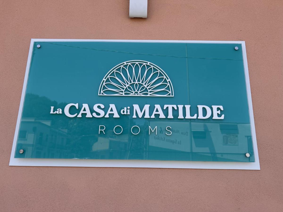 La Casa Di Matilde Hotell Barcellona-Pozzo di Gotto Exteriör bild