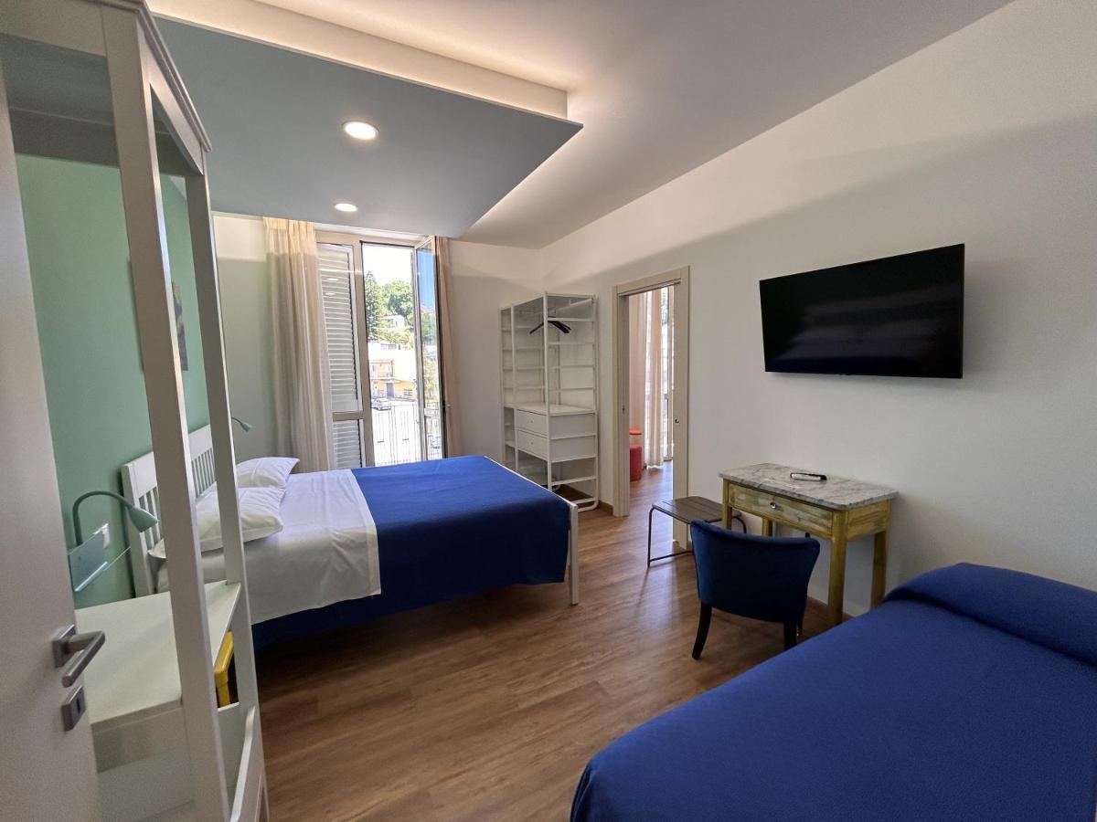 La Casa Di Matilde Hotell Barcellona-Pozzo di Gotto Exteriör bild
